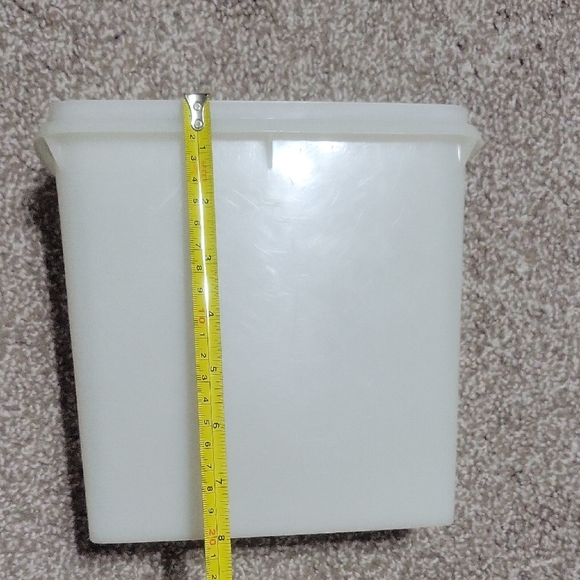 Translucent Kitchen Storage Container - Picture 4 of 6